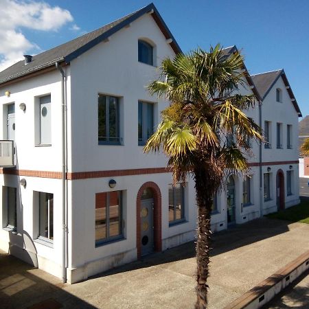 Auberge De Jeunesse Hi Cherbourg Экстерьер фото