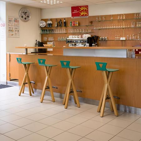 Auberge De Jeunesse Hi Cherbourg Экстерьер фото